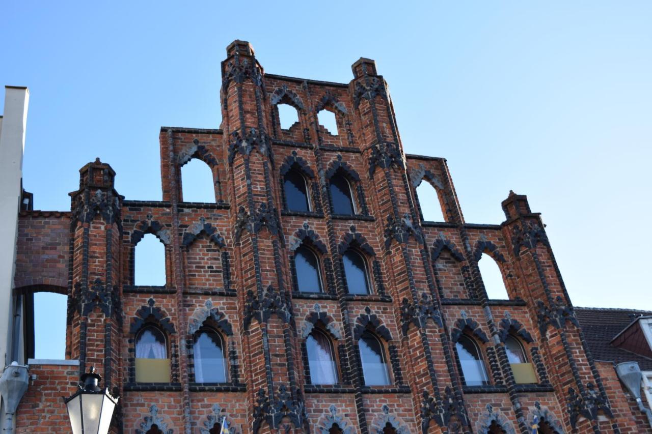 Altstadt Luebsche Strasse Wismar Exterior foto
